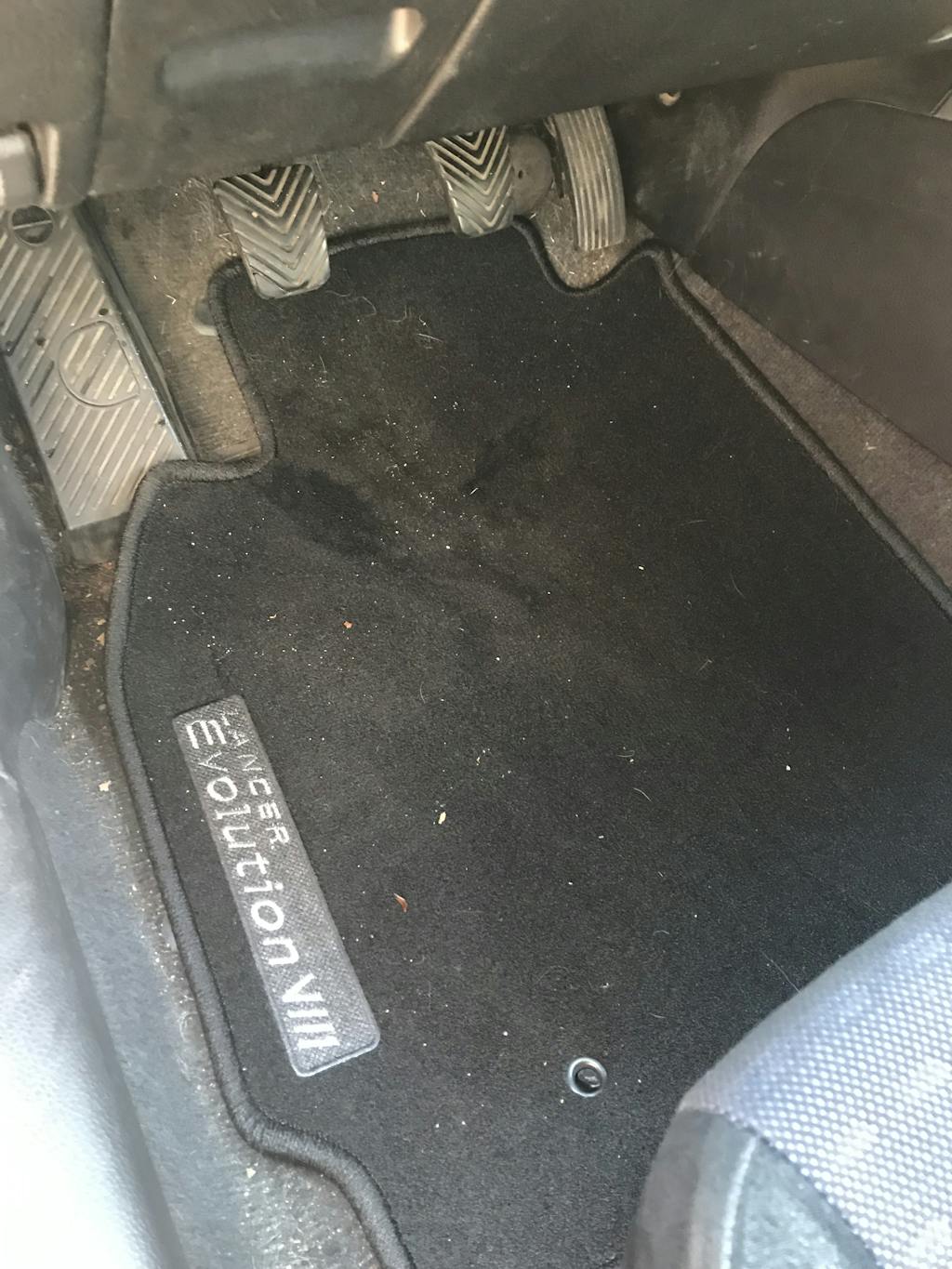 Mitsubishi OEM Evo 8/9 Floor Mats 20012006 Mitsubishi Evolution 7/8