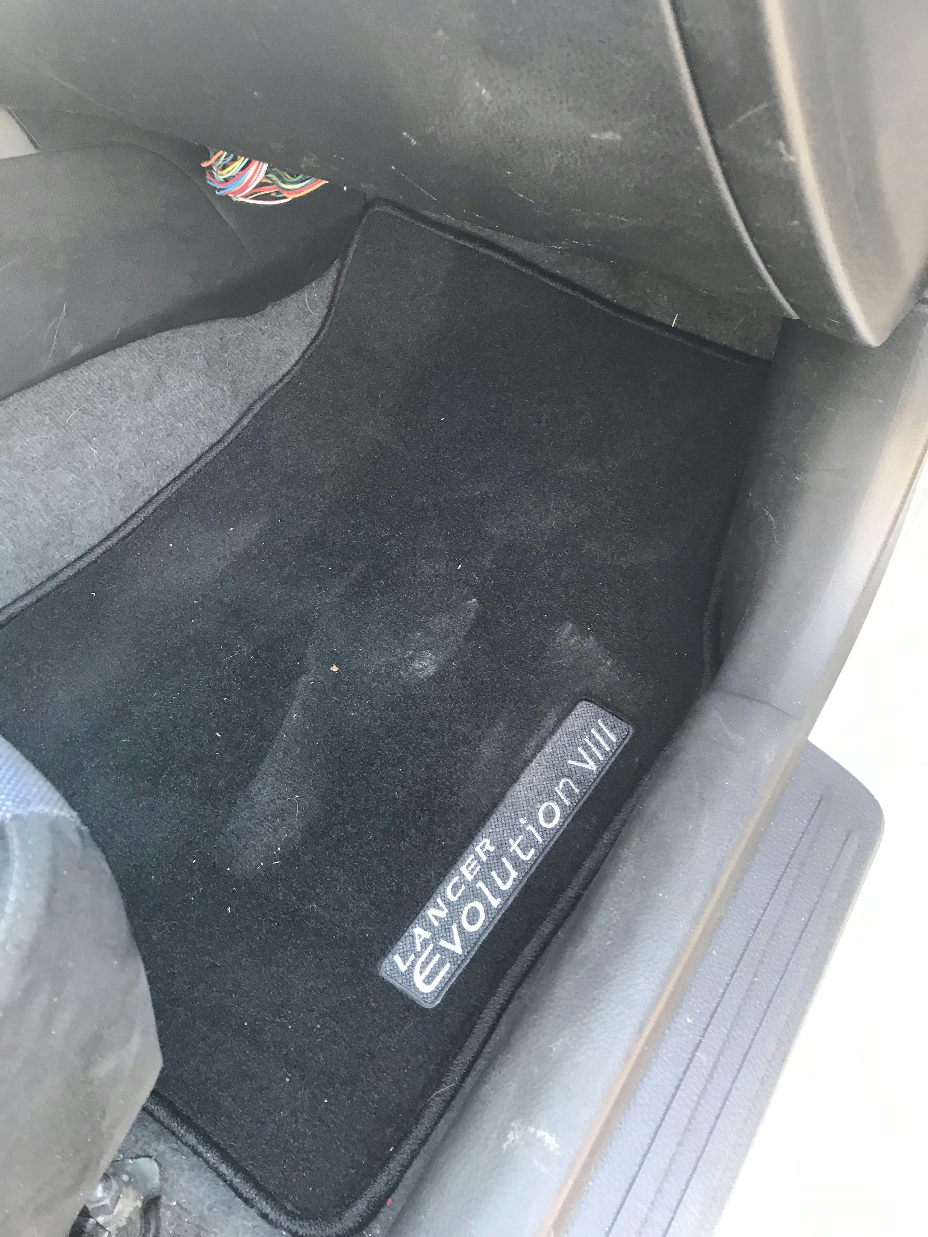 Mitsubishi OEM Evo 8/9 Floor Mats 20012006 Mitsubishi Evolution 7/8