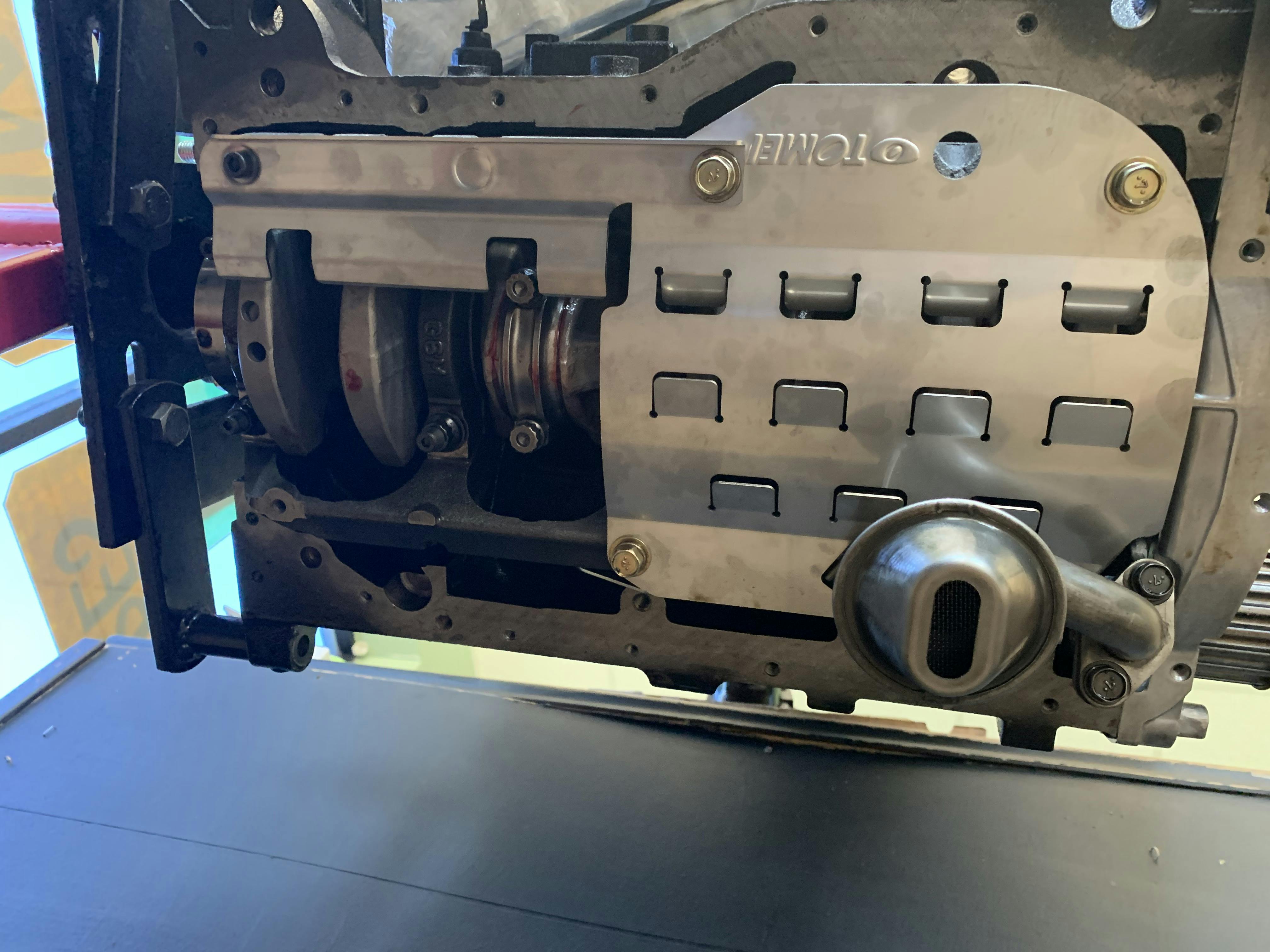 Tomei Oil Slicing Baffle 20032006 Mitsubishi Evo 8/9 (193049