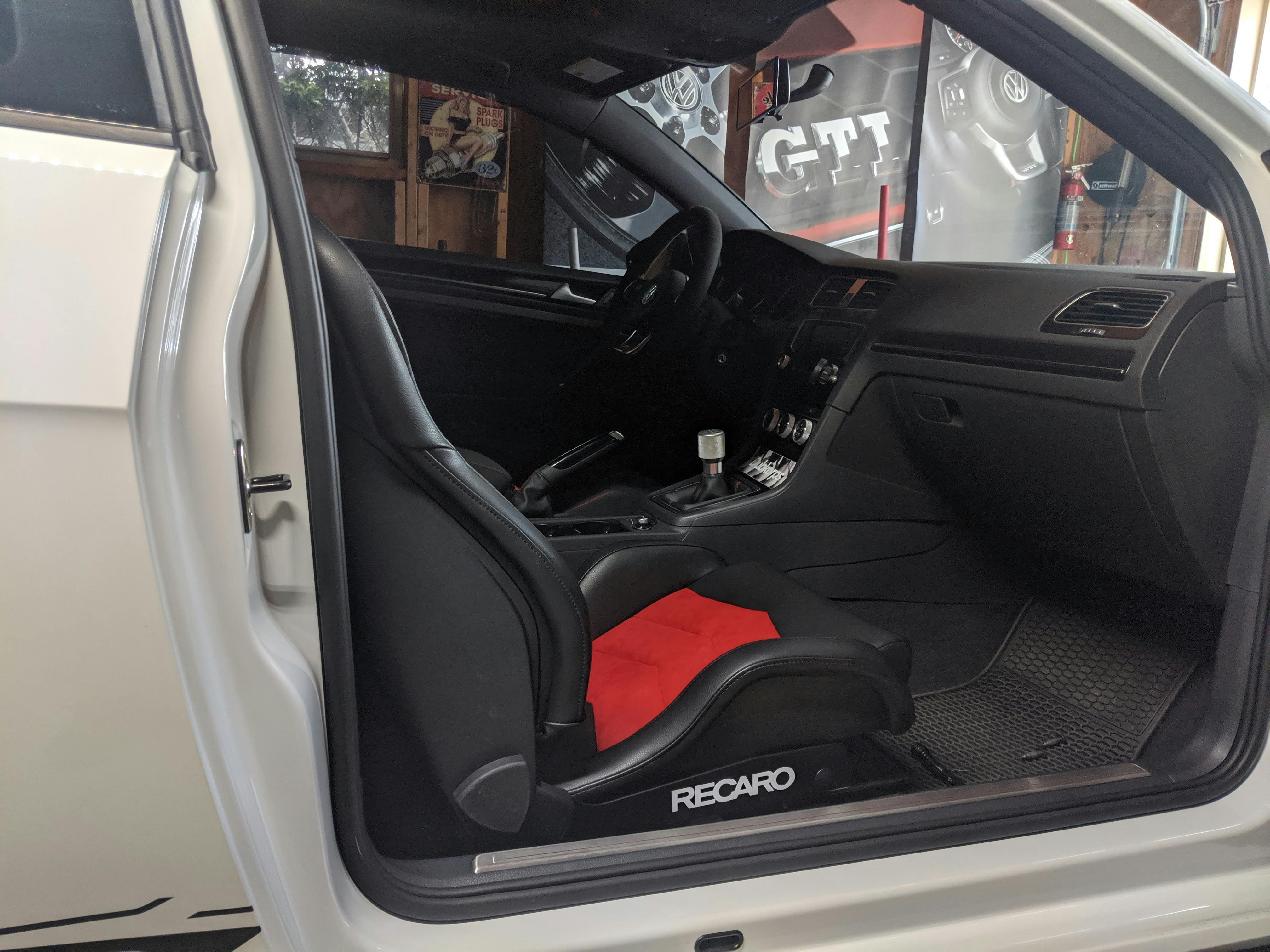 Recaro Sportster GT Seats (410.XGT.XXXX) – MAPerformance
