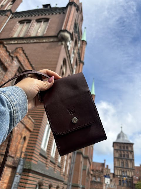 Compact Crossbody Bag | Nora Veldt