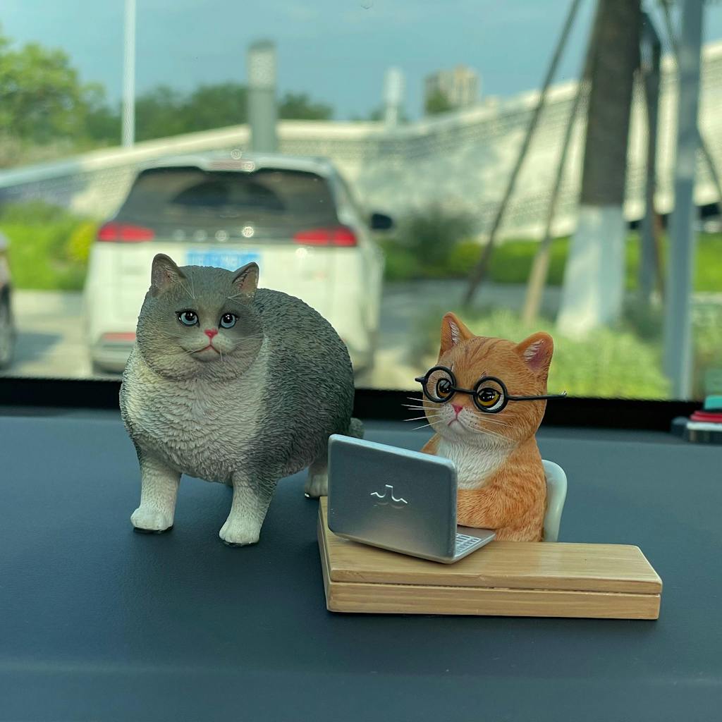 1/6 Fat Cat 1.0 Model - Adorable Realistic Cat Figurine Collection