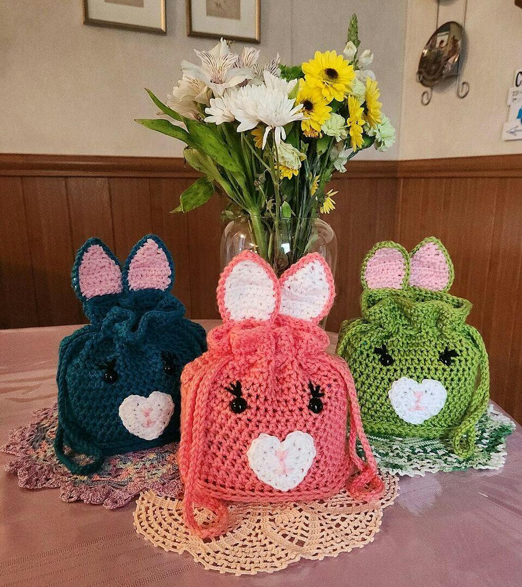 Cottontail Treasure Bags – Mary Maxim