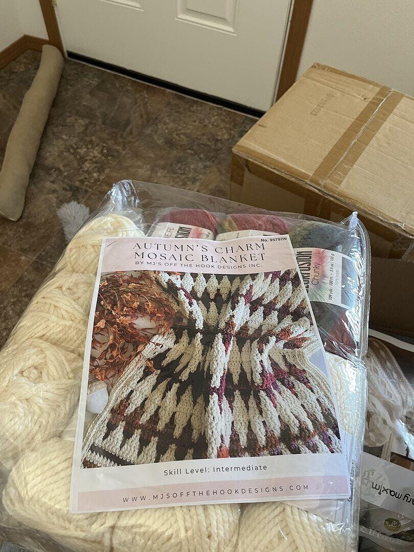 Autumn's Charm Mosaic Blanket – Mary Maxim