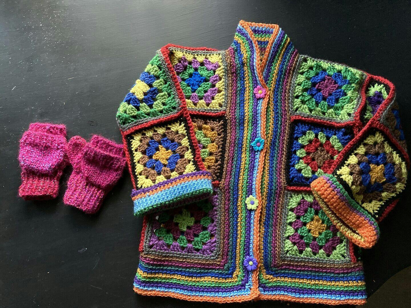 Child's Granny Cardi – Mary Maxim
