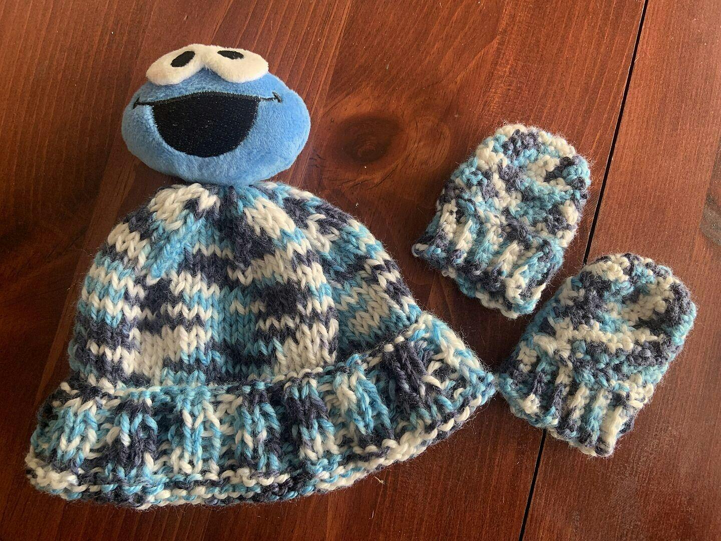 Sesame Street One Hat Wonder Yarn Set of 4 – Mary Maxim