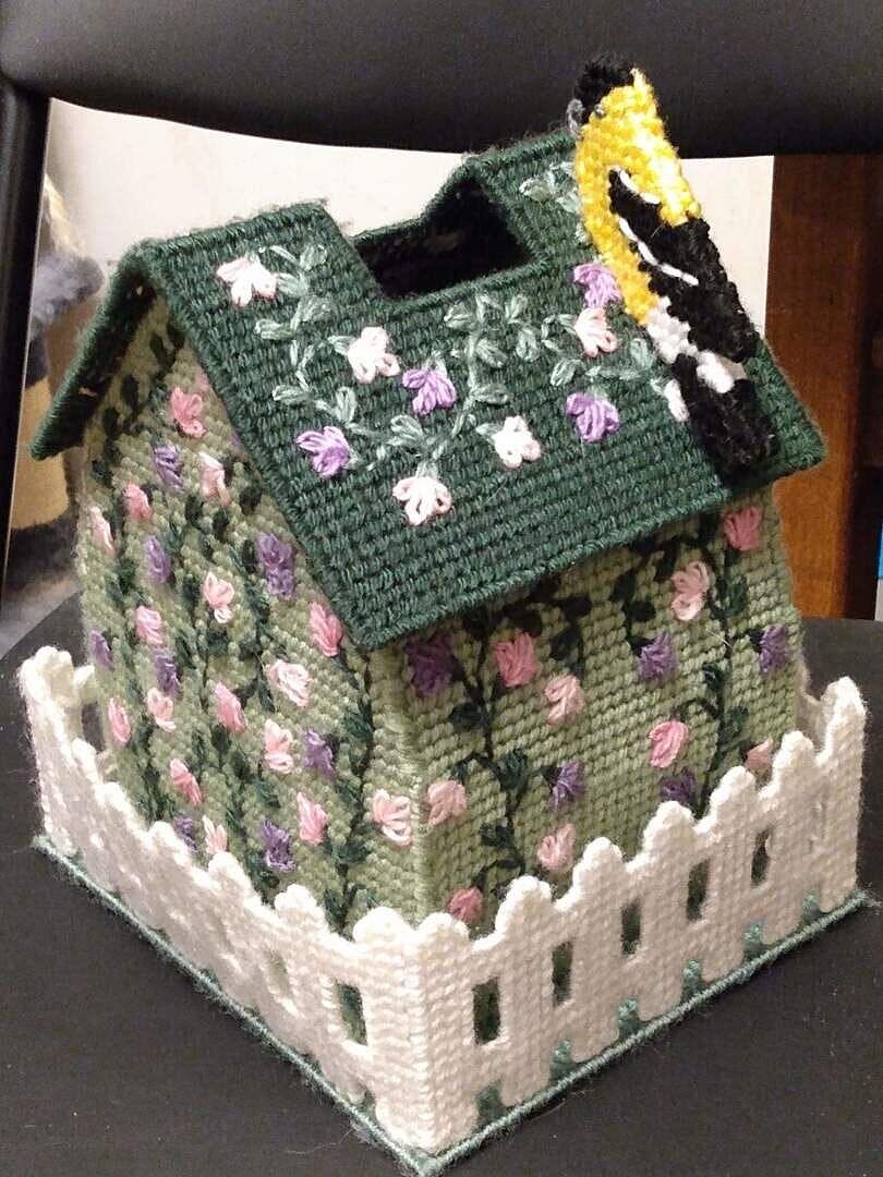 Spring Birdhouse Plastic Canvas Tissue Box Cover – Mary Maxim