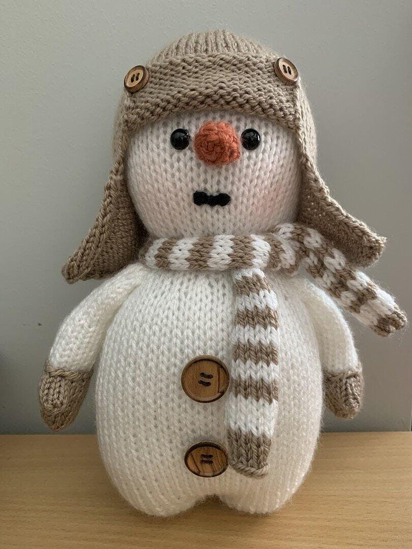 Just Chillin' Knit Snowman – Mary Maxim