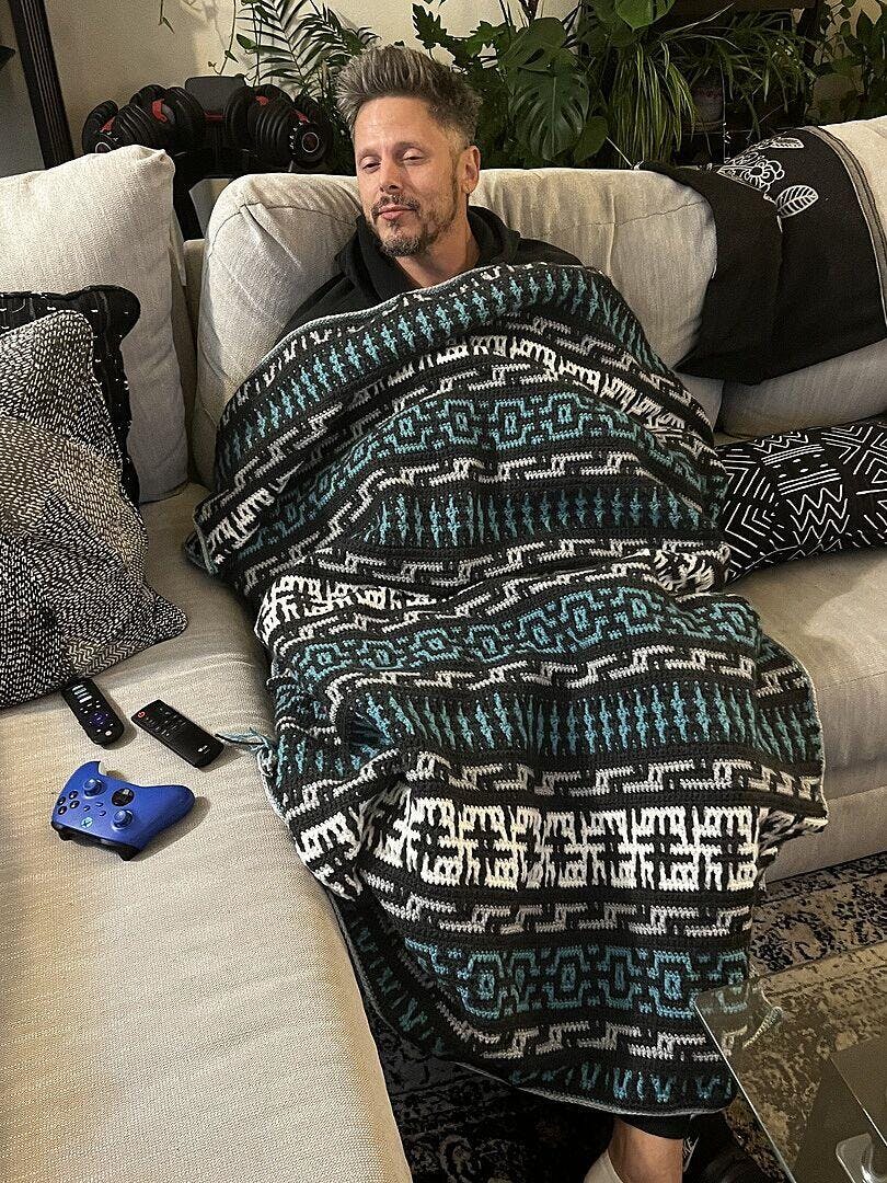 Winter Mosaic Blanket – Mary Maxim
