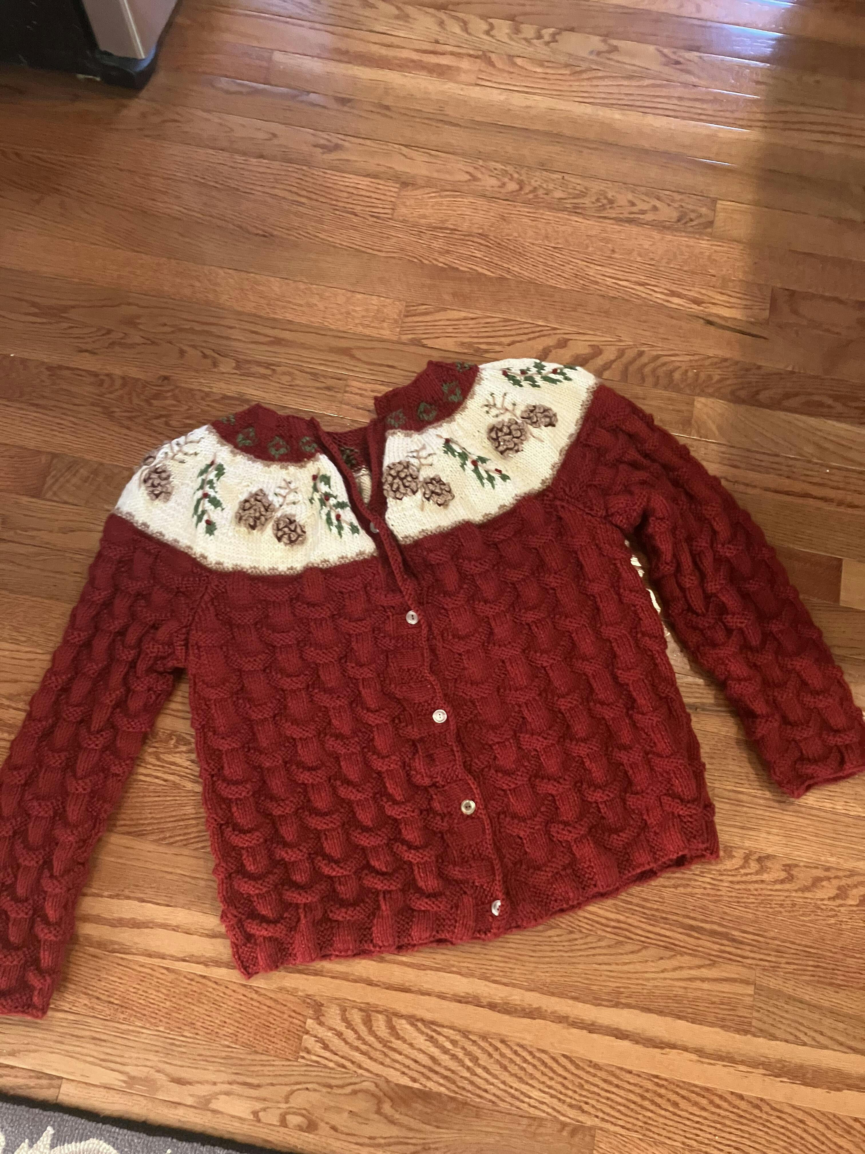 Pinecone Yoke Cardigan Pattern – Mary Maxim