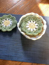 Daisy Coasters and Holder Set