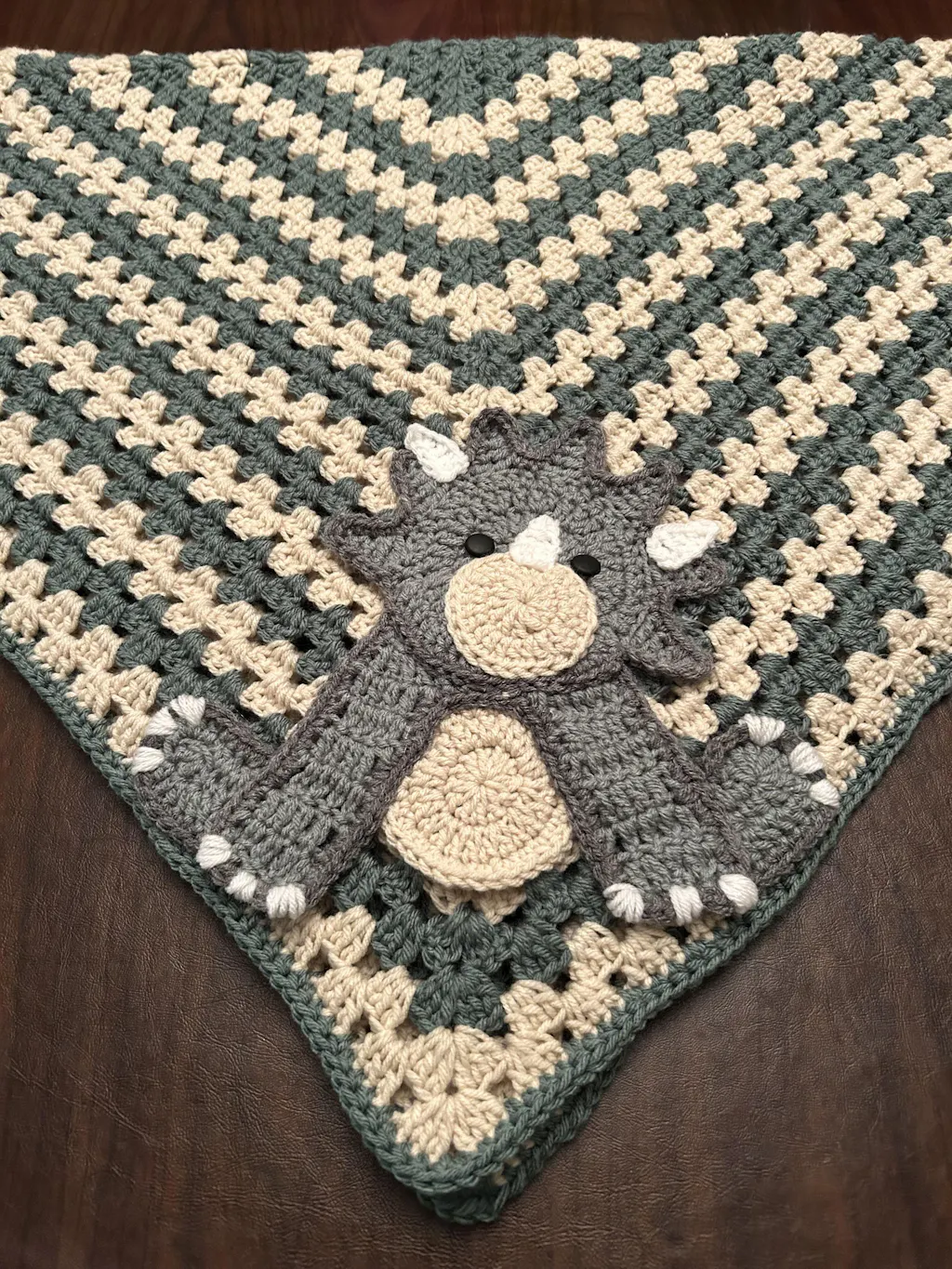 Sage Triceratop Baby Blanket & Hat Set – Mary Maxim