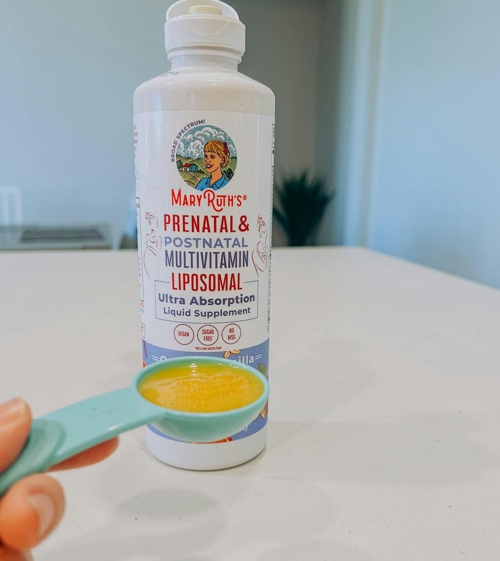 Prenatal & Postnatal Multivitamin Liposomal MaryRuth Organics