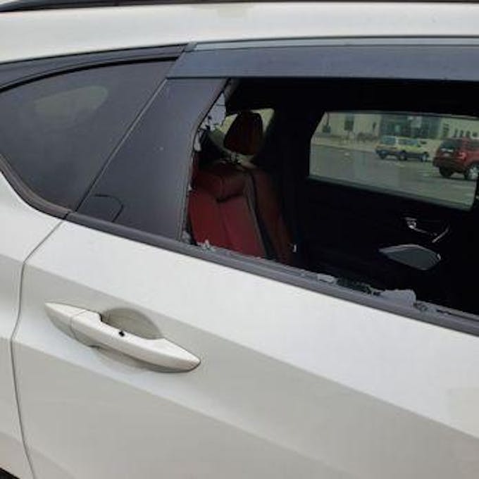 Low Cost Mobile Auto Car Glass Repair Near Me Doctor Auto Glass