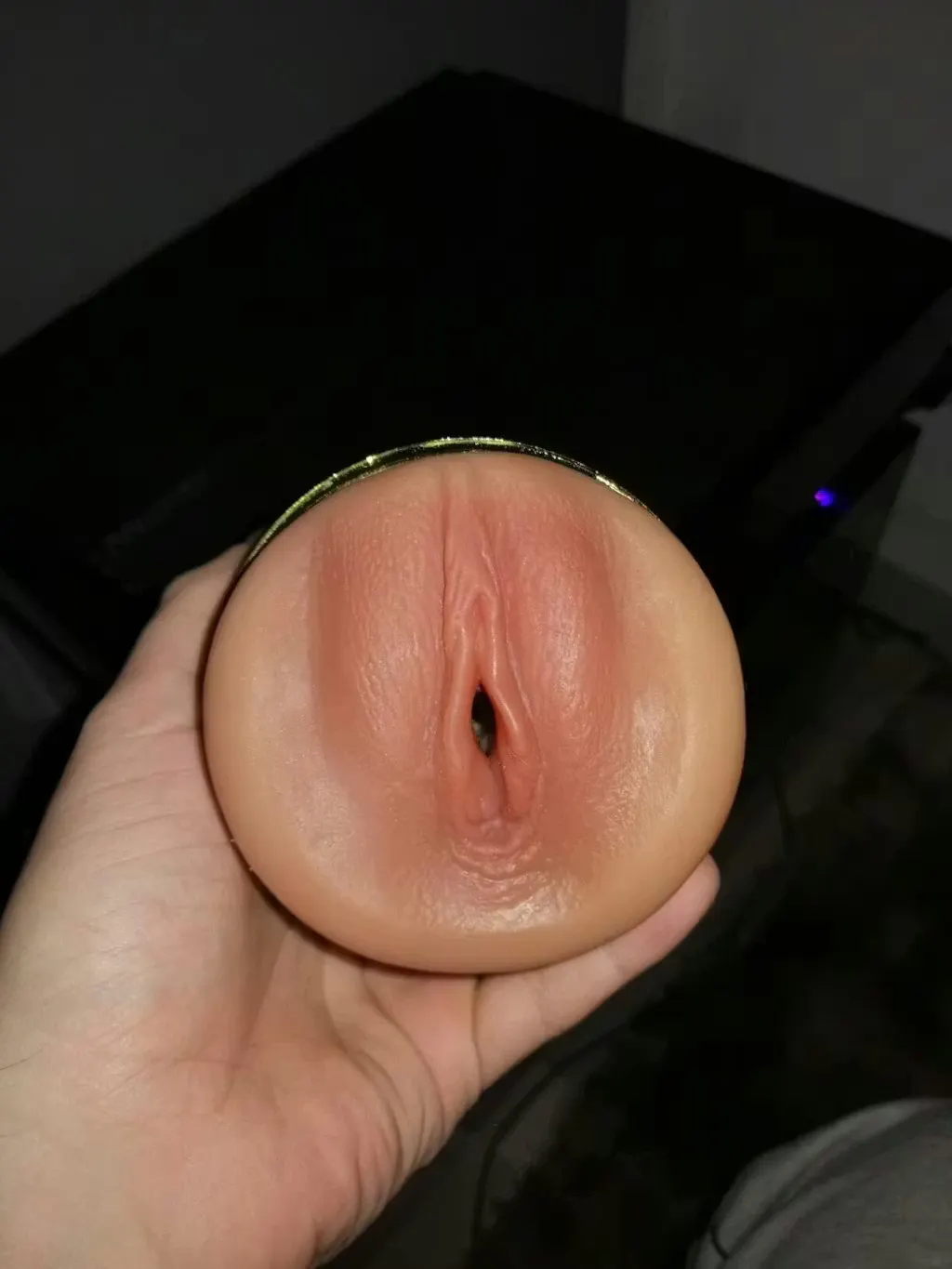 XV6: Realistic Masturbator 5-Level Deep Suction & 10-Pattern Vibrating Stroker