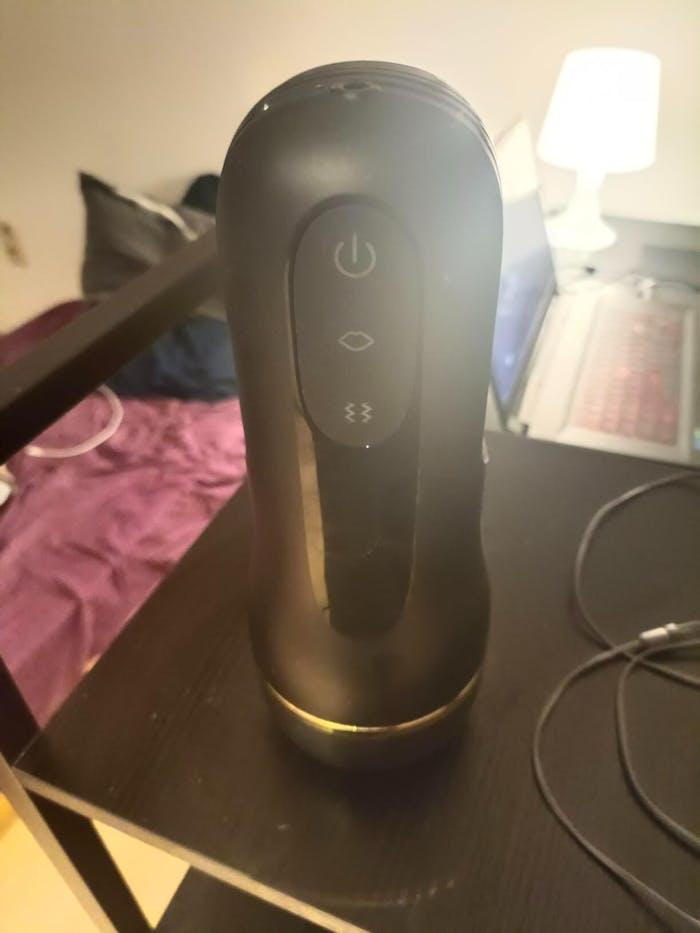 XV6：Masturbator für Männer mit 10 Vibrations- und Saugmodi – Realistischer Stroker mit Tiefenkanal-Effekt