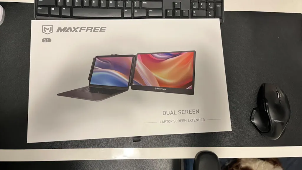 Maxfree F2 14" Triple Laptop Screen Extender