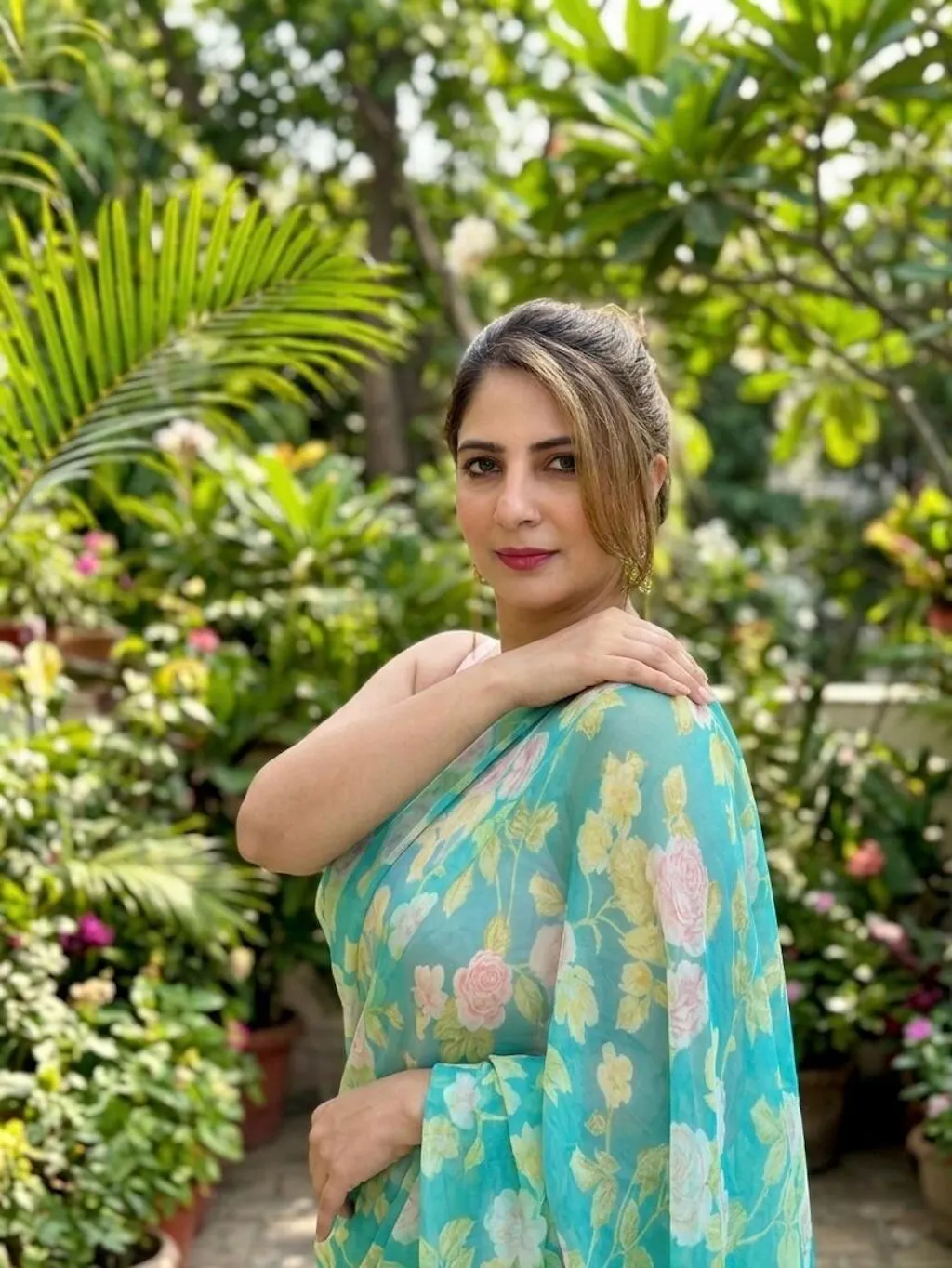 Selene - Turquoise Blue Floral Print Pure Chiffon Saree