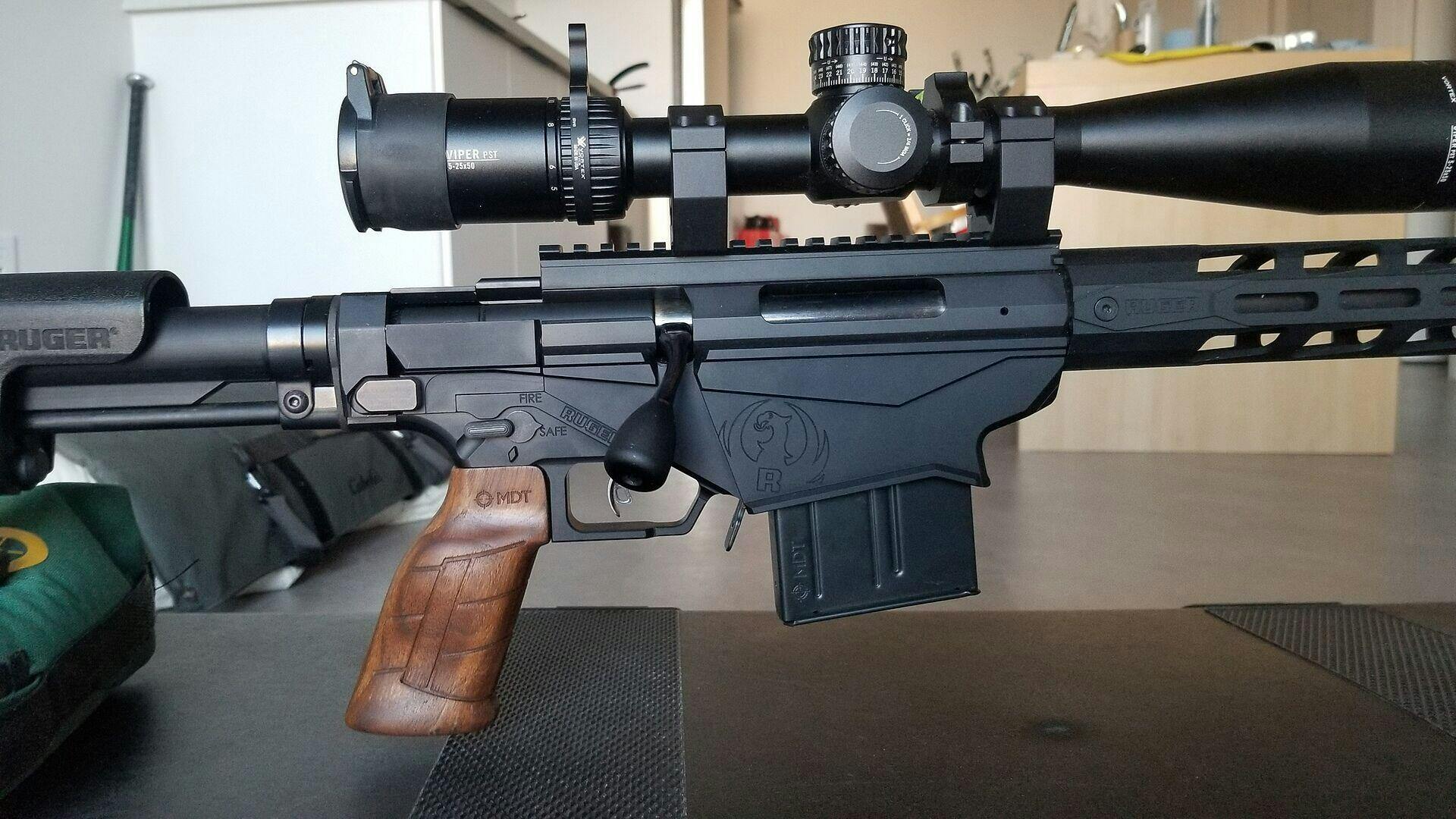 PISTOL GRIP WOOD – MDT CA