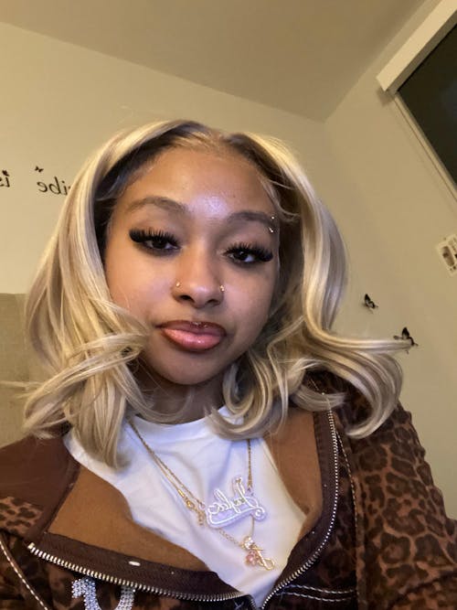 Megalook 6x5 Invisible Knots & 13x4 Lace Frontal Blonde Highlight Straight Bob Wigs Realistic Hairline Beginner Friendly