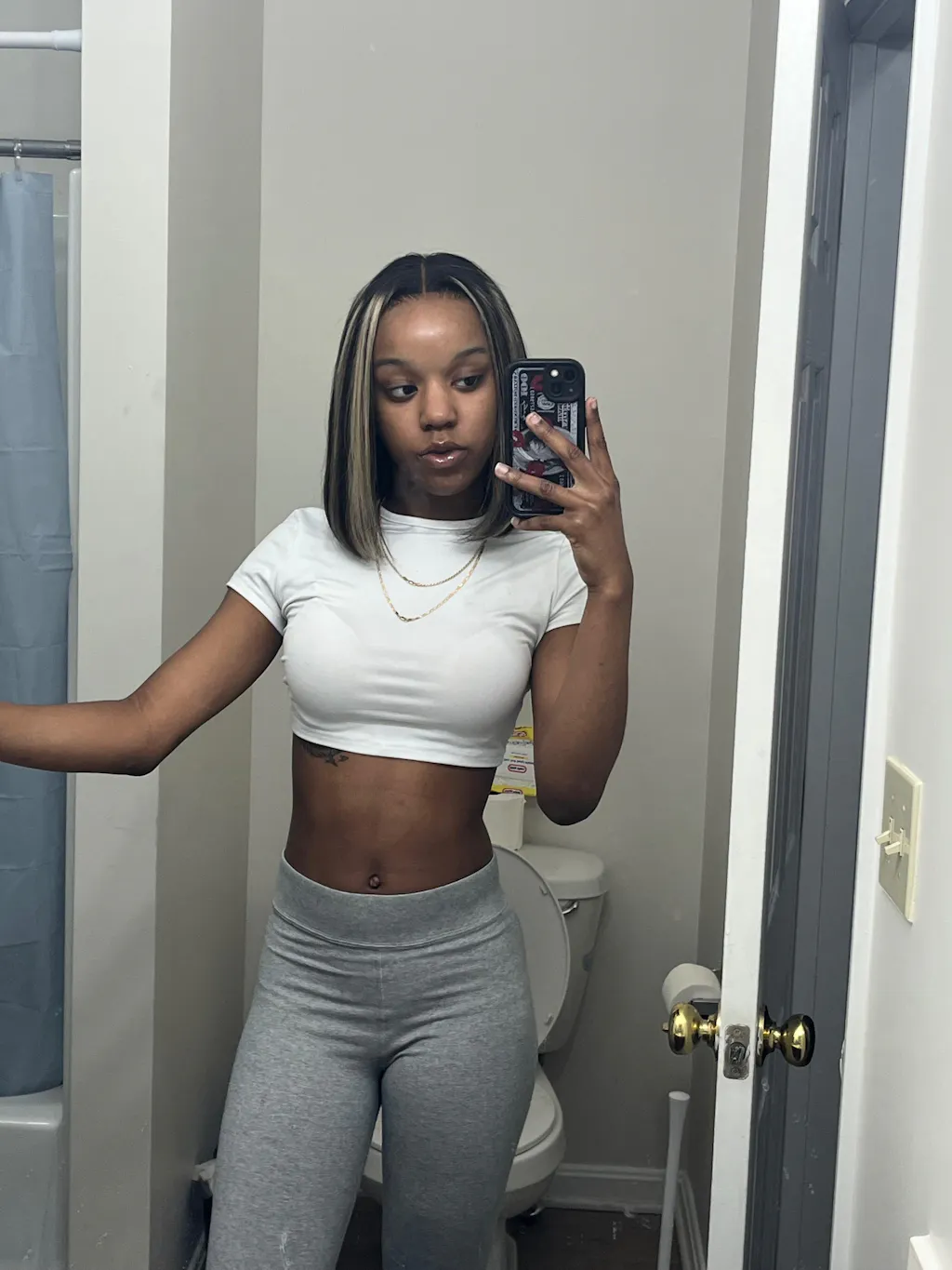 Megalook Bogo Free 13x4 Lace Frontal Invisible Knots Glueless Balayage Straight Bob Wigs Realistic Hairline