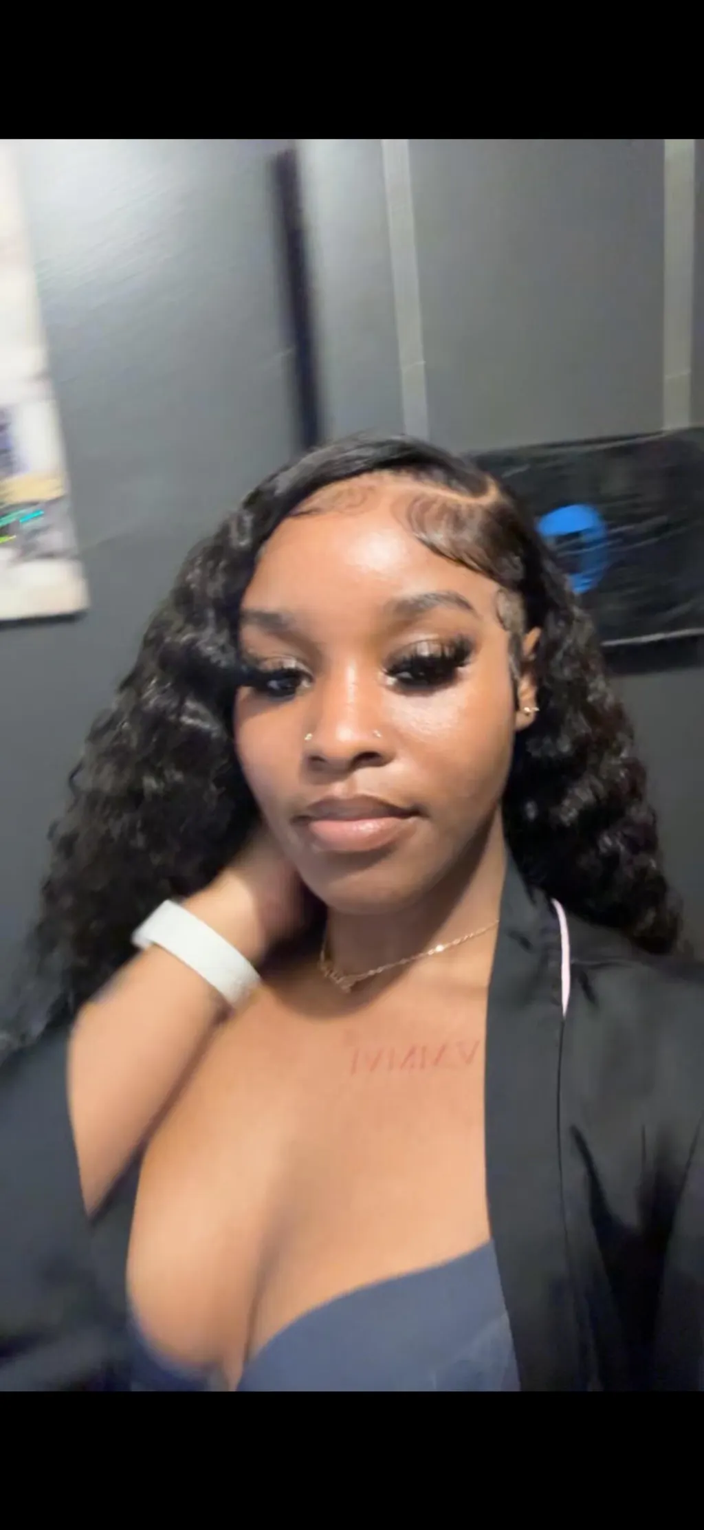 Megalook 13x6 Three-Go™ Glueless Wig Curly With Finger Coil Ends Natural Black Hair With Drawstring