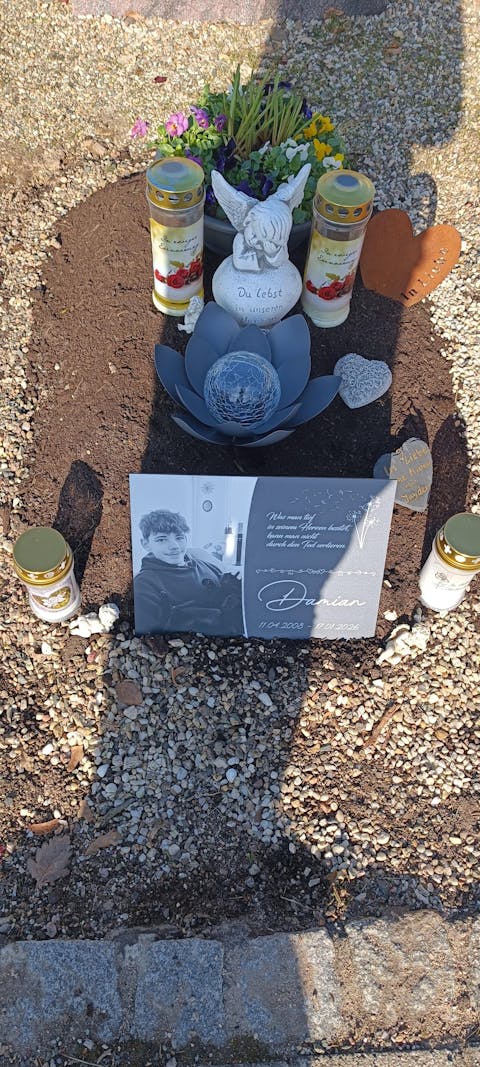 Personalisierte Gedenktafel für Menschen