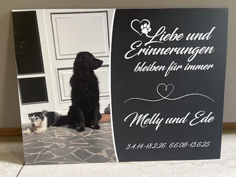Personalisierte Gedenktafel für Hunde