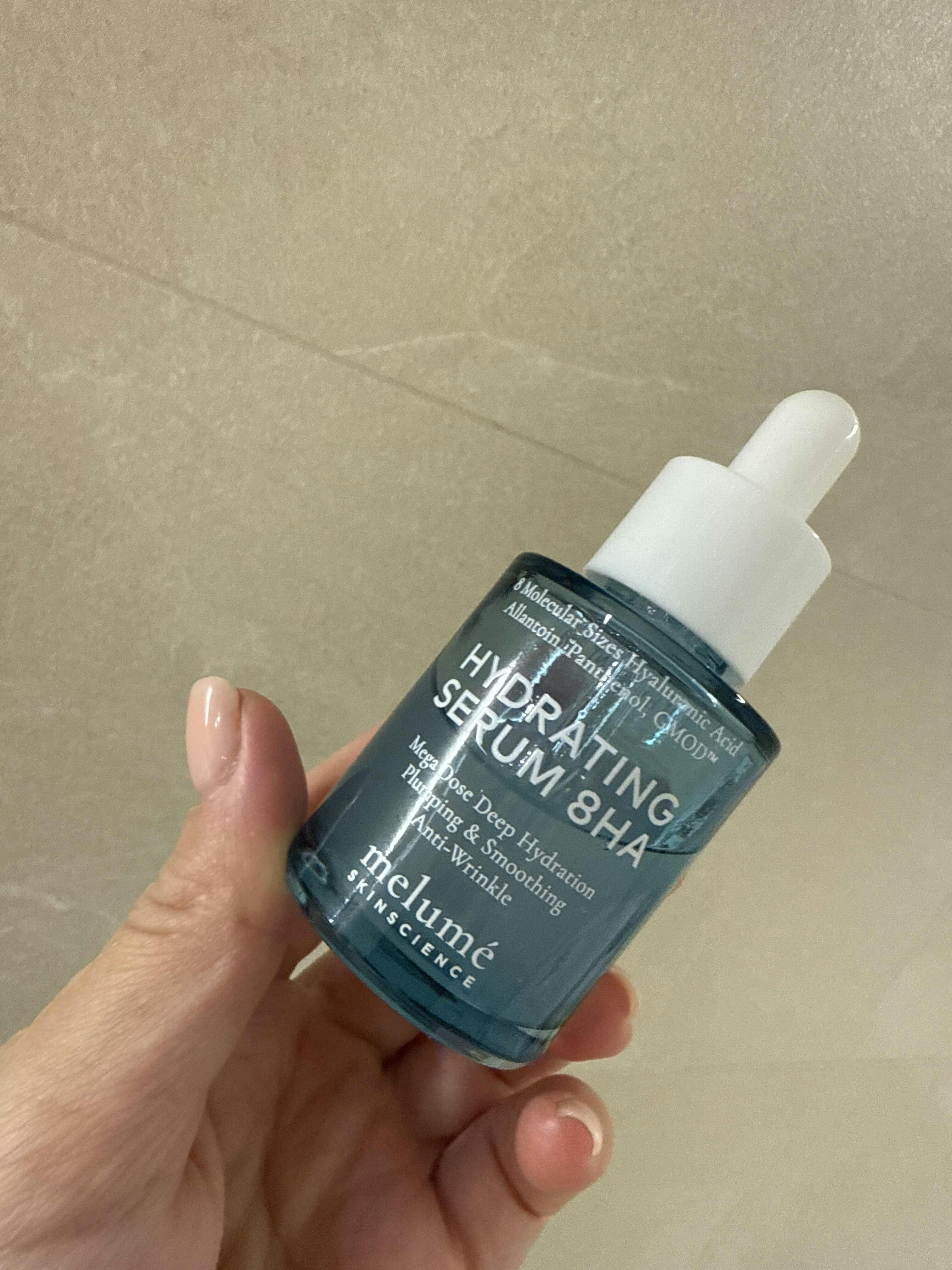 Зволожувальна сироватка Hydrating Serum 8HA — купити сироватку для