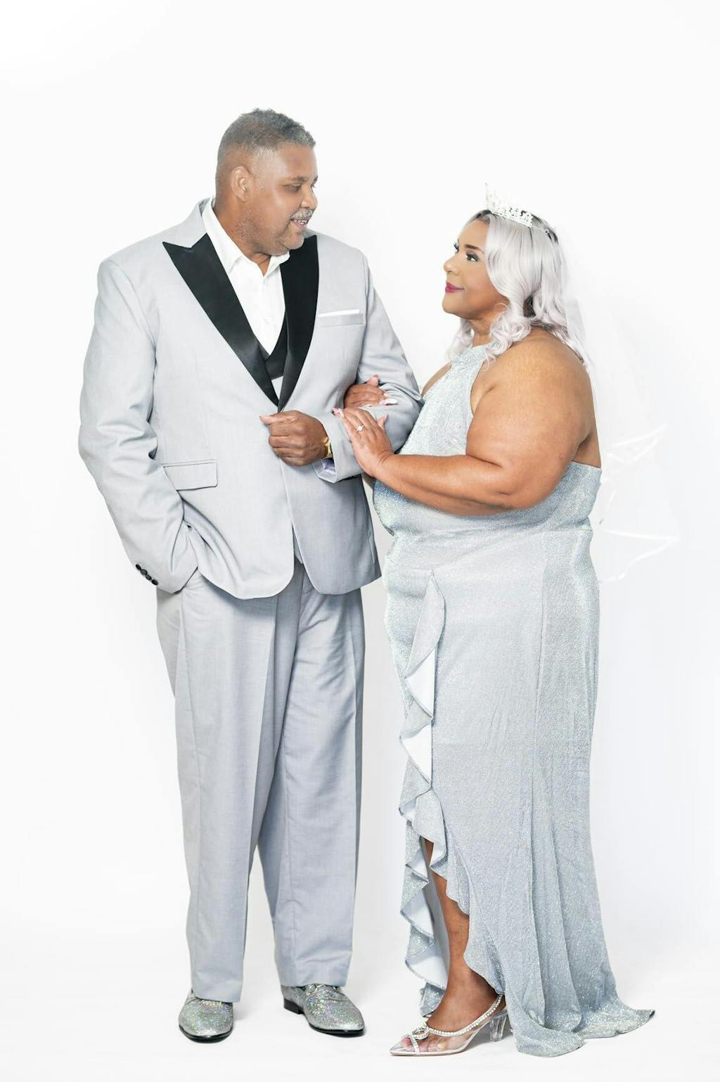 Menseventwear Formal Men's 3 Pieces Classic Flat Peak Lapel Tuxedos For Wedding (Blazer+vest+Pants)