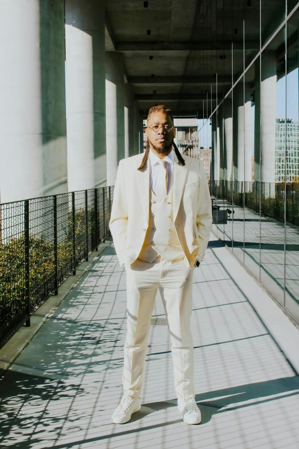 Casual 3 Pieces Mens Suit Flat Linen Peak Lapel Suit(Blazer+Vest+ Pant)