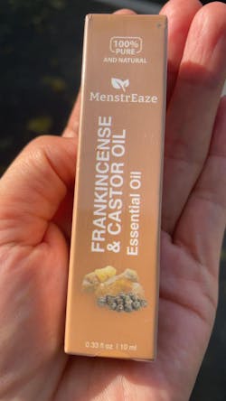 Frankincense & Castor Essential Oil Roll-On for Wrinkles and Dark Circles, 10 ml