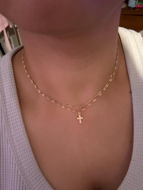 FAITH MINI CROSS NECKLACE