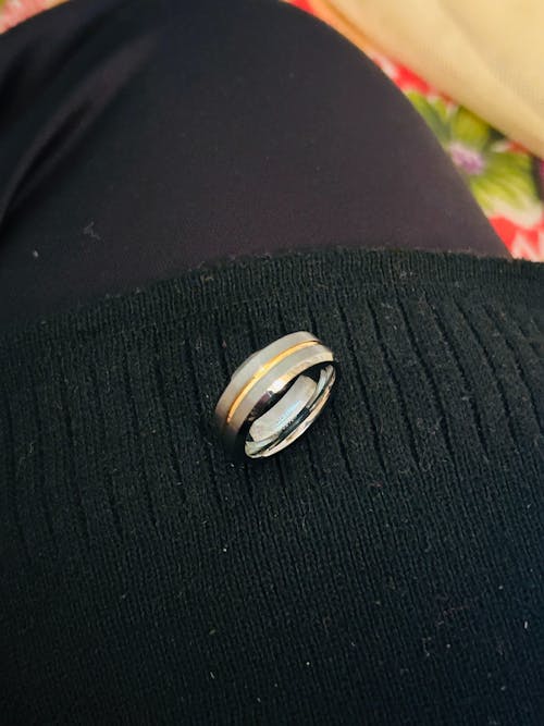 Gold Streak Tungsten Carbide Band Ring