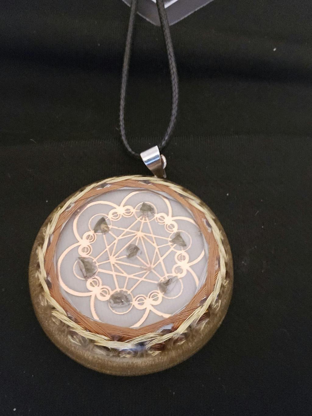 Collar ORGON Resonador Cuántico con Moldavita: ADN y Conciencia