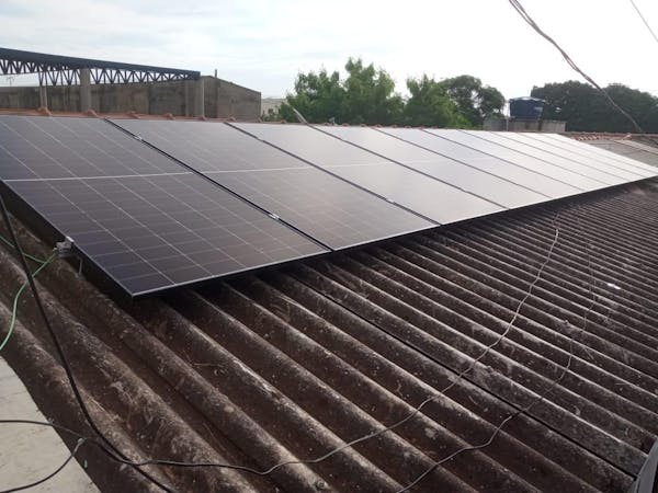 Kit Energia Solar Ongrid 800kWh Mês 6,20kWp 10 Painel Sunova 620W MicroInversor Deye 6,75kW 220V 12MPPT