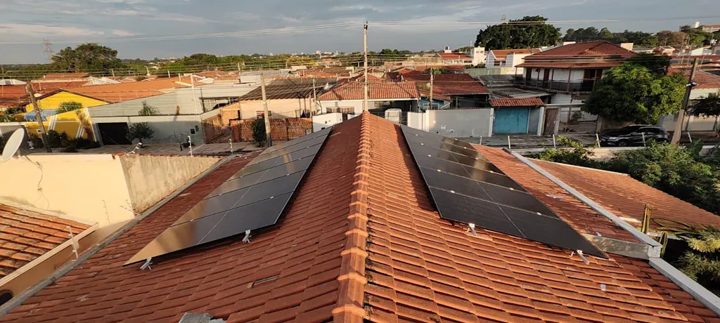 Kit Energia Solar Ongrid 1000kWh Mês 7,44kWp 12 Painel Bifacial Sunova 620W MicroInversor Deye 6,75kW 220V 12MPPT