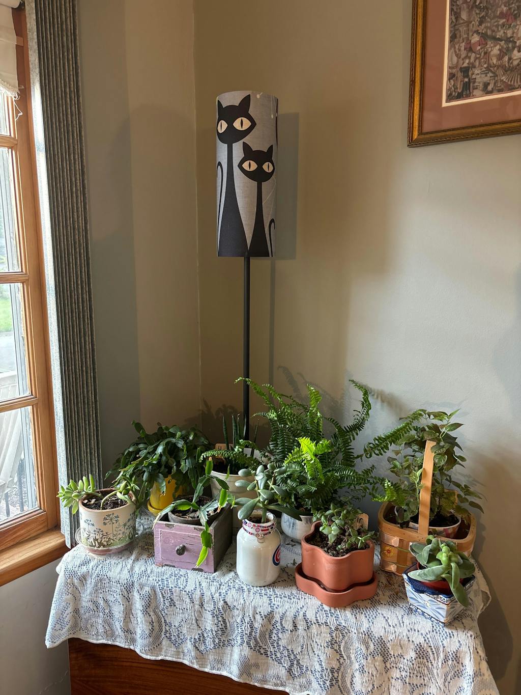 Atomic Cat Floor Lamp, Kitschy Fun Blue Boomerang Design Modern Floor Lamp