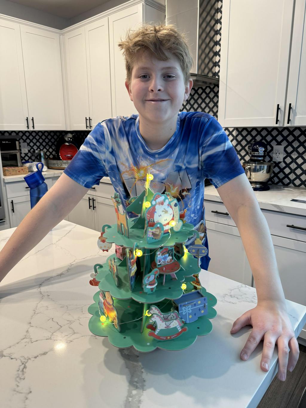 Christmas Rotating Music 3D Puzzle: Busy Christmas Workshop