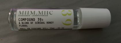 No 39 SENSUAL HONEY FLORAL Roll-On Perfume – MIIM.MIIC