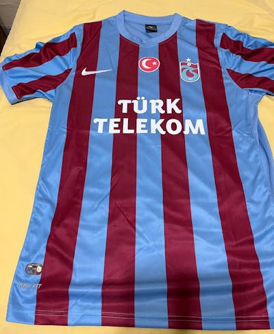 Jersey 2010/2011 Trabzonspor Local Manga corta Versión Fan Retro