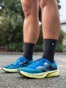 Performance Running Mid Cut Socks Gray Green