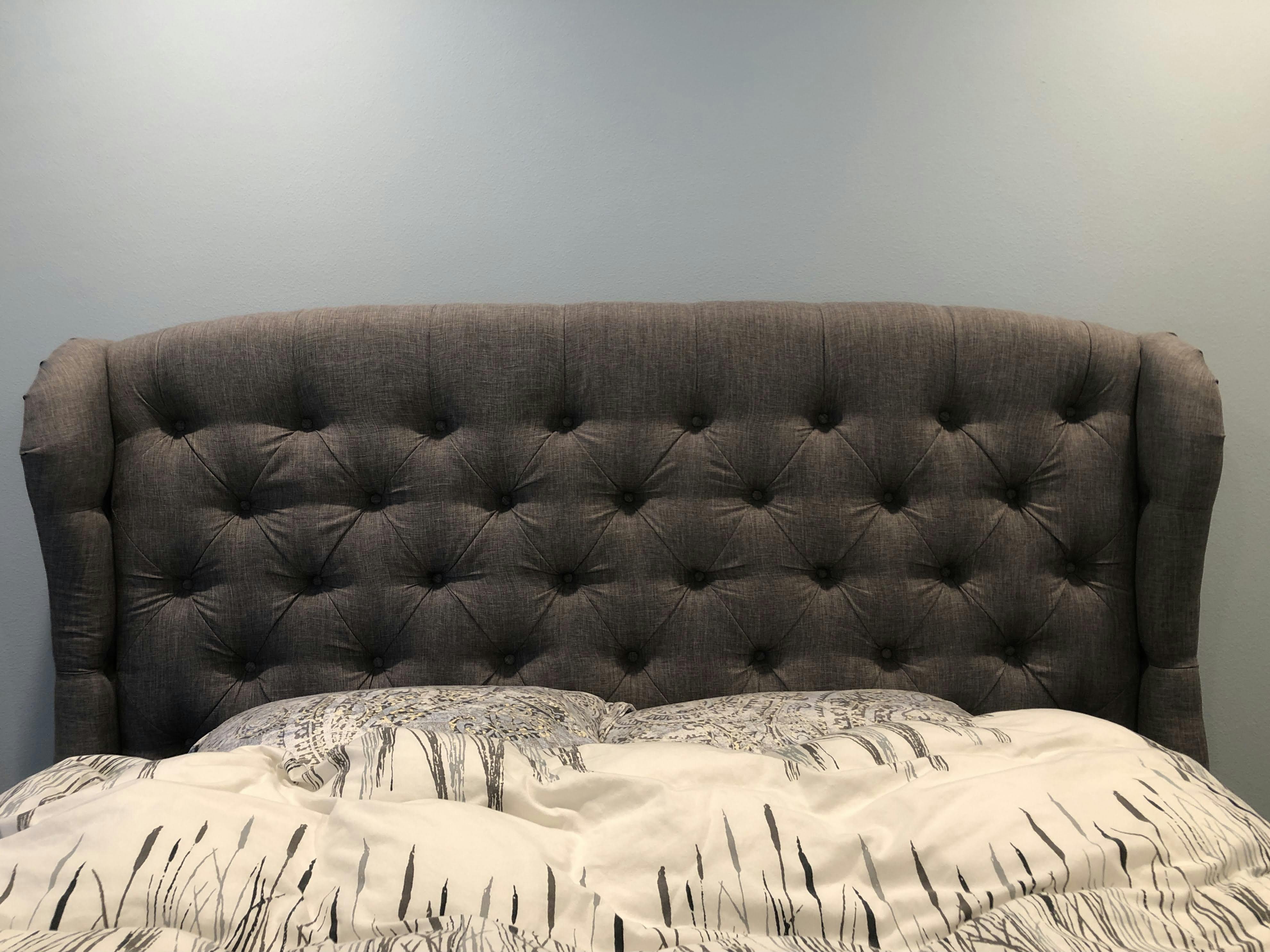 Rosevera cicilia deals upholstered wingback headboard