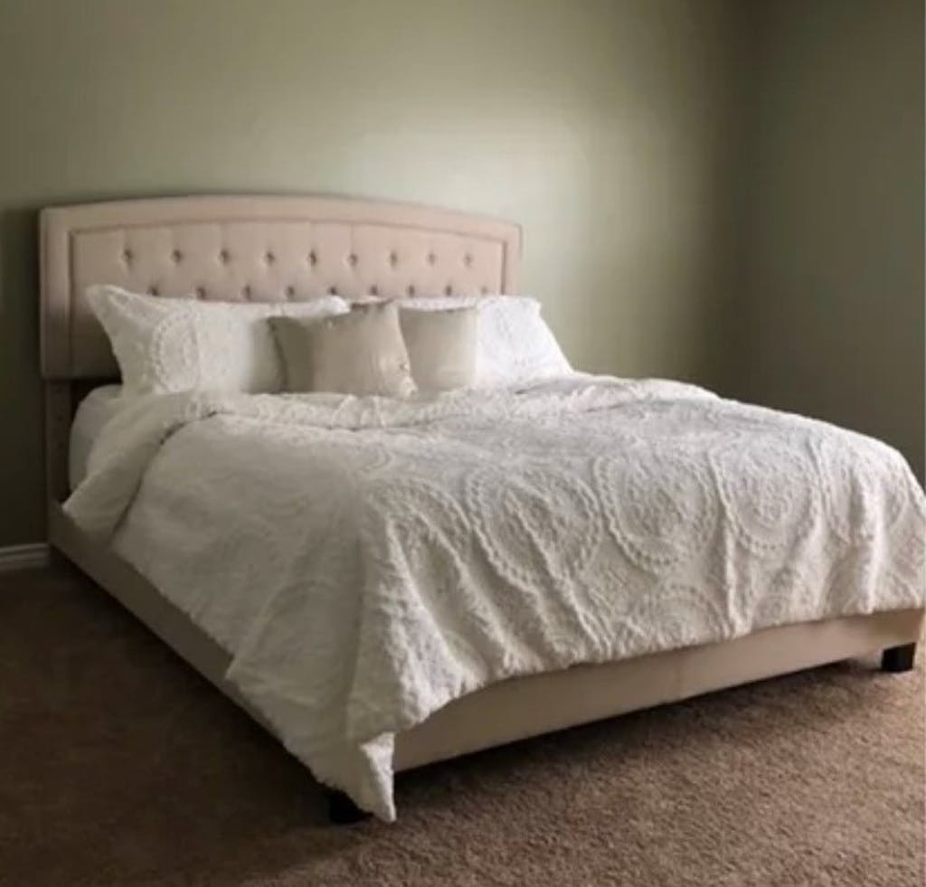 Pascal Tufted Upholstered Low Profile Standard Bed Millbury Home