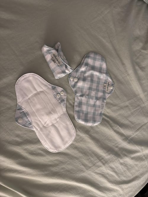 Reusable Mimi® Menstrual Sanitary Pad | Medium 3 Pack