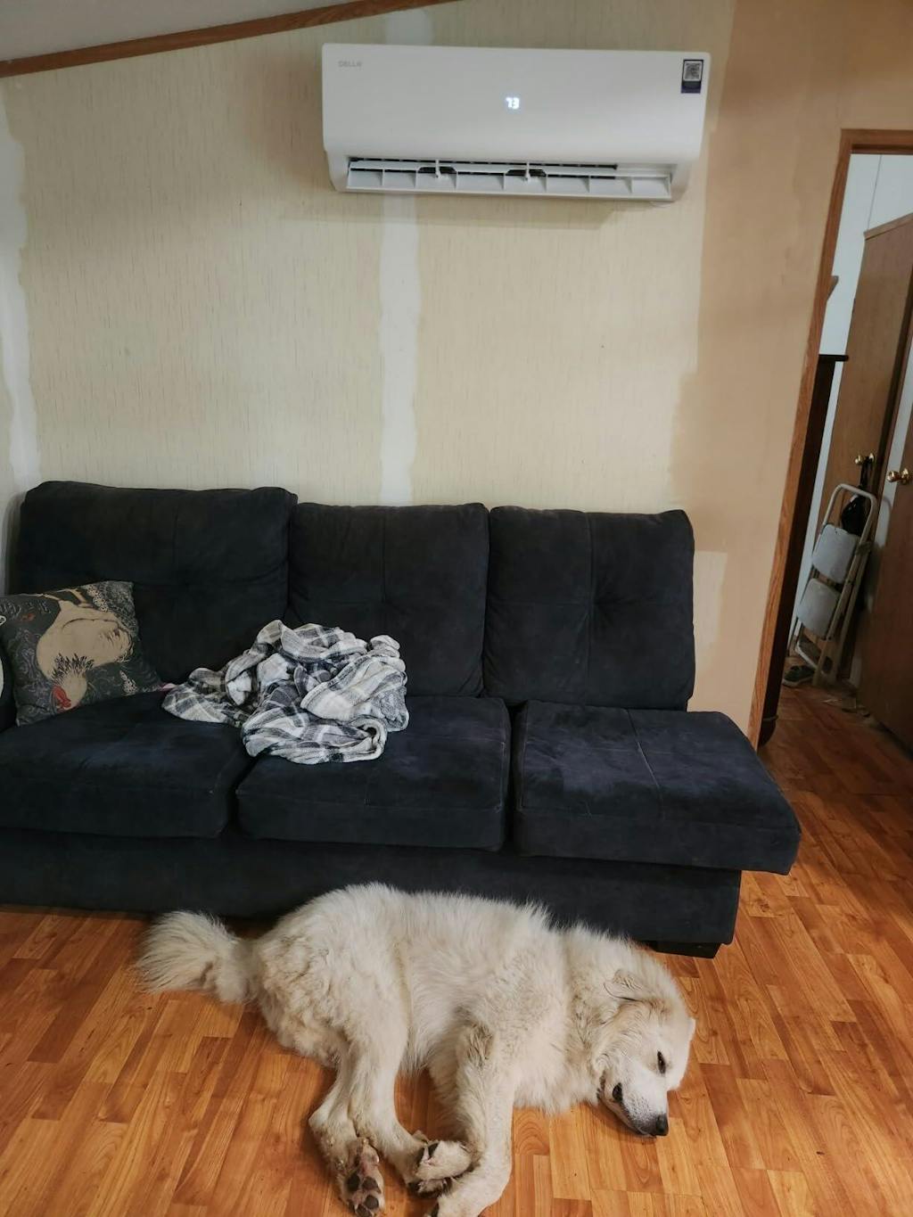 DELLA Vario Series 36000 BTU Quad Zone Mini Split AC 9K+9K+9K+12K Up to 1750 Sq.Ft.