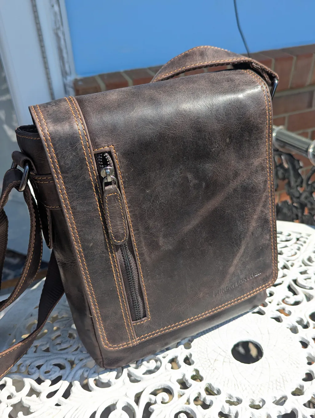 Knox Leather Crossbody Bag – Unisex