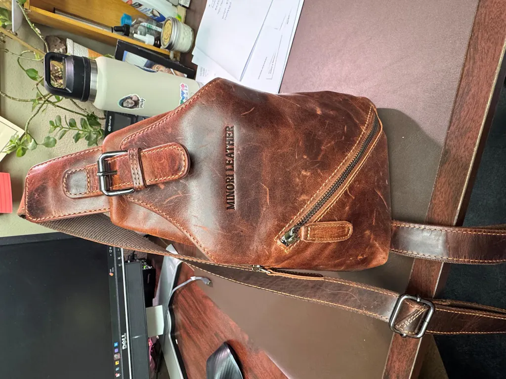 Sydney Leather Crossbody Bag – Unisex – Chestnut