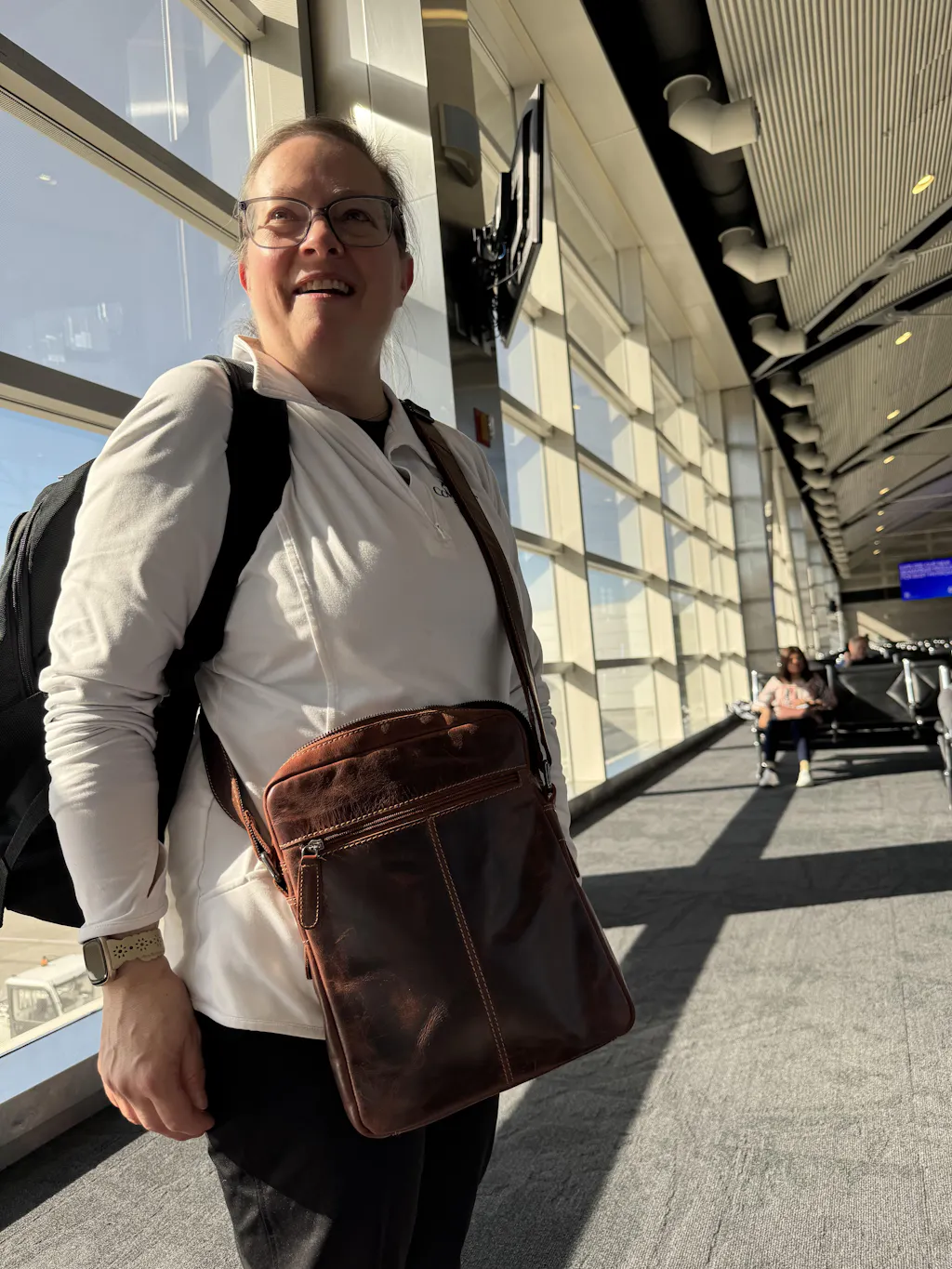 Tokyo Leather Crossbody Bag in Chestnut