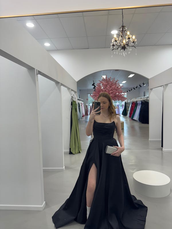 Paola Strapless Gown - Black